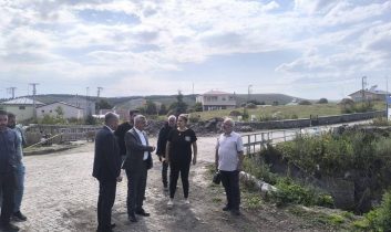 DSİ 24. Bölge Müdürü Serdar Kotan, Ardahan’daki derelerde devam eden çalışmaları yerinde inceledi