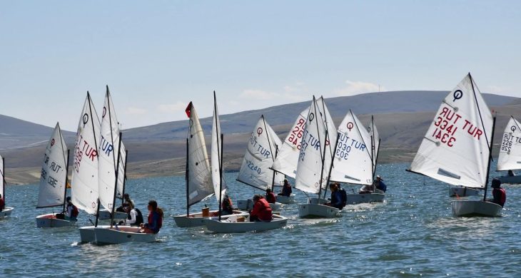 Ani’nin Fethi’nin 961. yıl dönümü, Çıldır Gölü’nde yelken yarışlarıyla kutlandı