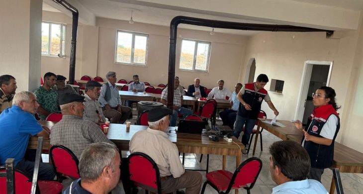 Esenkent köyünde sertifikalı tohum bilgilendirme toplantısı yapıldı
