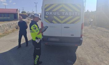 Kars’ta okul servislerine sıkı denetim: Her şey çocuklarımızın güvenliği için