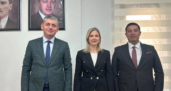 Kars Kültür ve Turizm Müdürü Yığcı ile Gençlik ve Spor İl Müdürü Başköylü’den Türk Kızılay’ına ziyaret