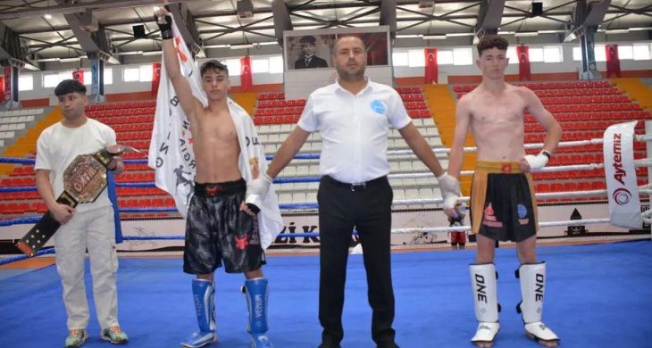 Ani’nin Fethi anısına 2. Kick Boks Şampiyonası sona erdi