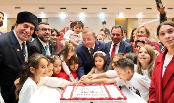 Kars’ta 29 Ekim Cumhuriyet Bayramı resepsiyonu düzenlendi