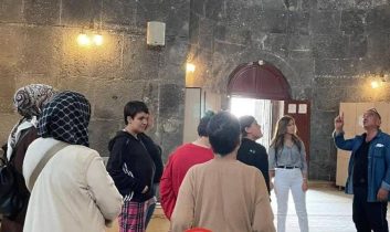 Kars Gündüz Engelli Bakım Merkezi’nden Mevlid Kandili etkinliği