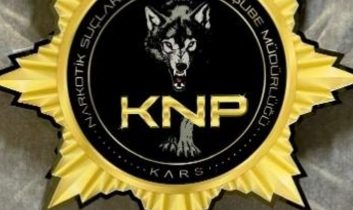 Kars’ta uyuşturucu operasyonu: 25 gram metamfetamin ele geçirildi