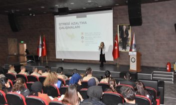 Kars’ta emniyet personeline “Psikolojik İlk Yardım” eğitimi verildi