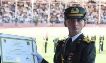 Ebru Eroğlu’na Ret, komutana göreve dönüş