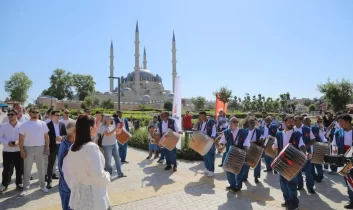 Edirne’de 665. Kırkpınar coşkusu görkemli açılışla başladı
