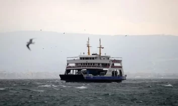 Kuvvetli rüzgar nedeniyle Bodrum feribot seferleri iptal edildi
