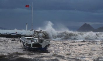 Marmara ve Ege için kuvvetli yağış uyarısı: Sağanak ve gök gürültüsü bekleniyor