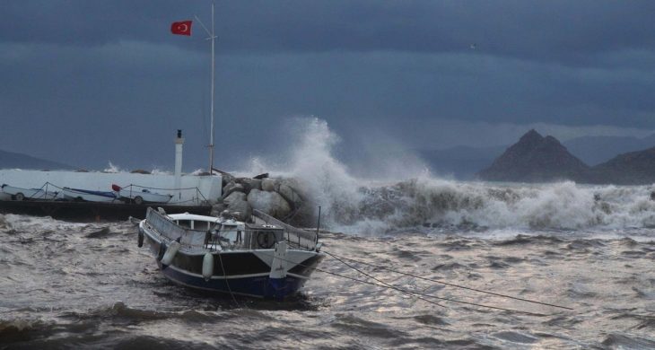 Marmara ve Ege için kuvvetli yağış uyarısı: Sağanak ve gök gürültüsü bekleniyor