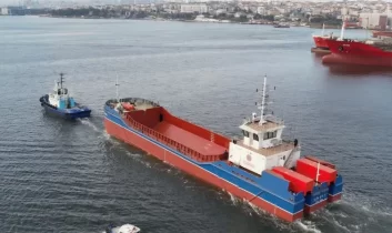 Ege’de kargo gemisi battı