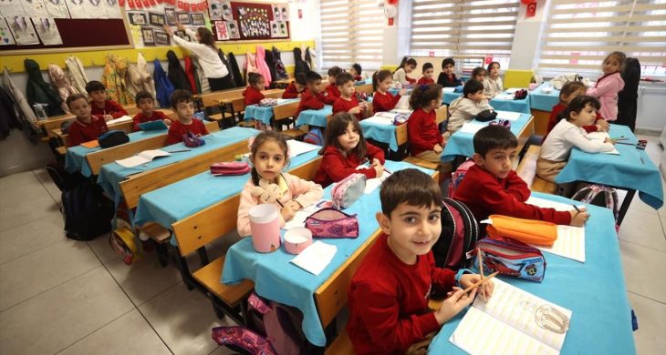 Kahramanmaraş’ta 6 Şubat depremlerinin yıl dönümünde okullarda eğitime 1 gün ara