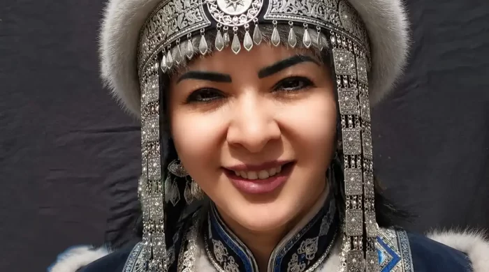 Eğitimci Hayat Aras: Orhun’dan Tuva’ya: Taştan Türküye, Yazıttan Ezgiye