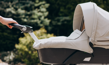 Bebek arabasıyla toplu taşıma yasağı kaldırıldı