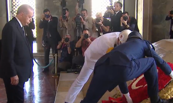 Cumhurbaşkanı Erdoğan ve devlet erkanı 30 Ağustos törenlerinde Anıtkabir’de