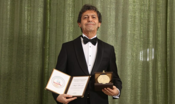 Dünyaca Ünlü Yazar Akif Manaf 2025 Yılı International Peace Prize Ödülü’nü aldı