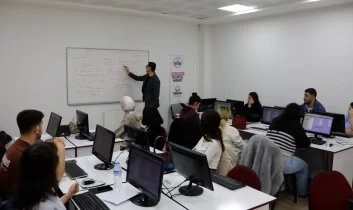 Elazığ Belediyesi’nden ücretsiz bilgisayarlı muhasebe kursuna yoğun ilgi