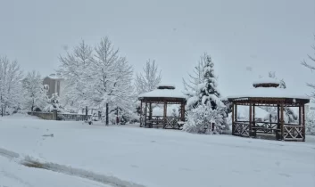 Elazığ kar yağışıyla beyaza büründü