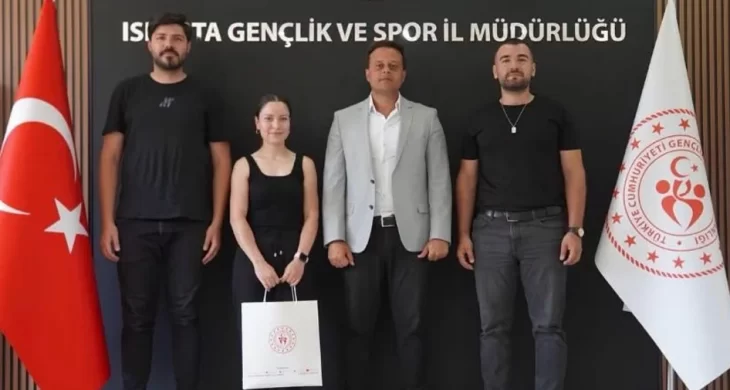 Elif Nur Mert’ten pistte 2 kupa başarısı