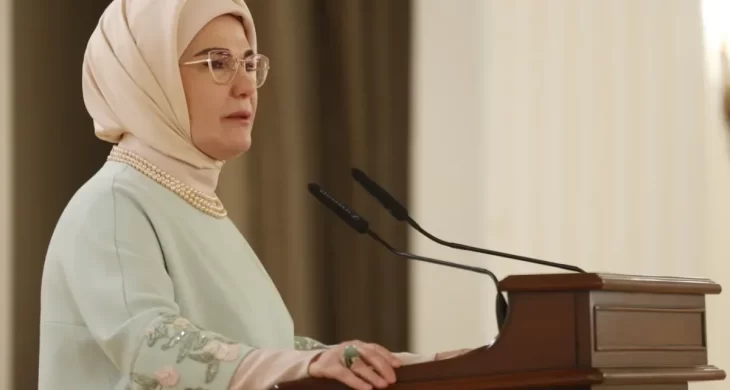 Emine Erdoğan’dan deprem bölgesindeki eğitim çalışmalarına destek mesajı