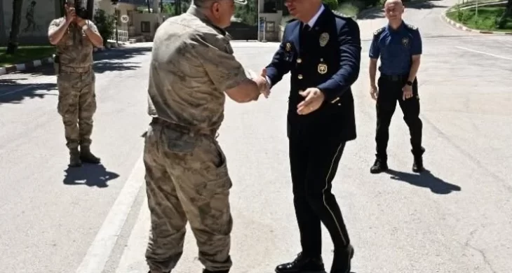 Emniyet Müdürü Korkmaz’dan Jandarma Teşkilatına tebrik ziyareti