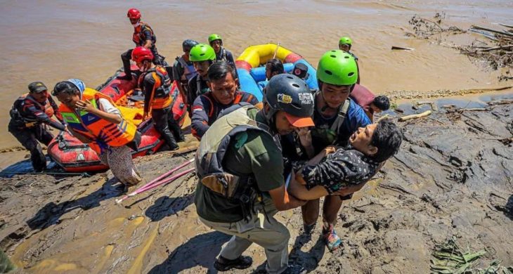 Endonezya’da meydana gelen afetlerde can kaybı 442’ye yükseldi