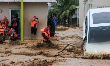 Endonezya’daki sel ve toprak kaymalarında ölü sayısı 248’e yükseldi