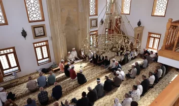Erol Olçok ve Oğlu Abdullah Tayyip Olçok Çorum’da dualarla anıldı