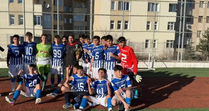 Erzurumşehirspor U-16 Türkiye finalleri yolunda Trabzon’a gidiyor