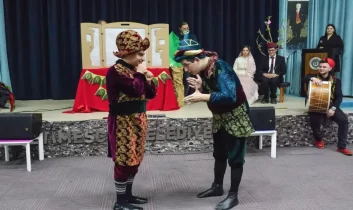 Etimesgut Belediyesince Ramazan ayı kapsamında Karagöz ve Hacivat gölge oyunu sahnelendi