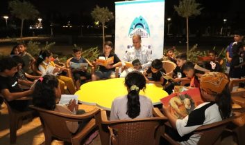 Başkan Kuş, Gezici Kütüphane etkinliğinde çocuklar ve gençlerle buluştu