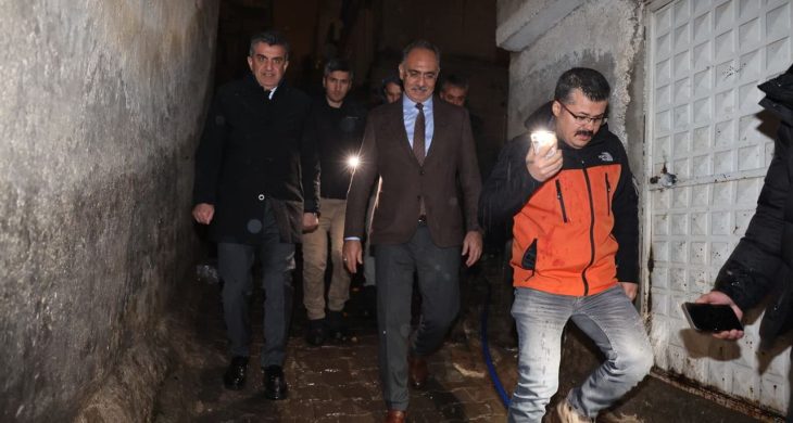 Başkan Kuş ve Günbeği yetim ailelerini ziyaret etti