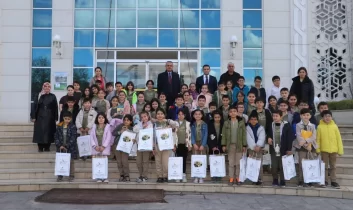 Fatih İlkokulu öğrencileri Battalgazi Belediyesi’ni gezdi