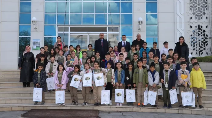 Fatih İlkokulu öğrencileri Battalgazi Belediyesi’ni gezdi