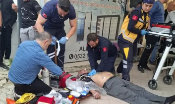 Hatay’da fenalaşan esnaf hastaneye kaldırıldı