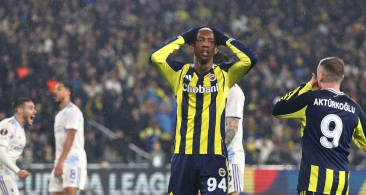 Fenerbahçe evinde Aston Villa’ya tek golle mağlup oldu