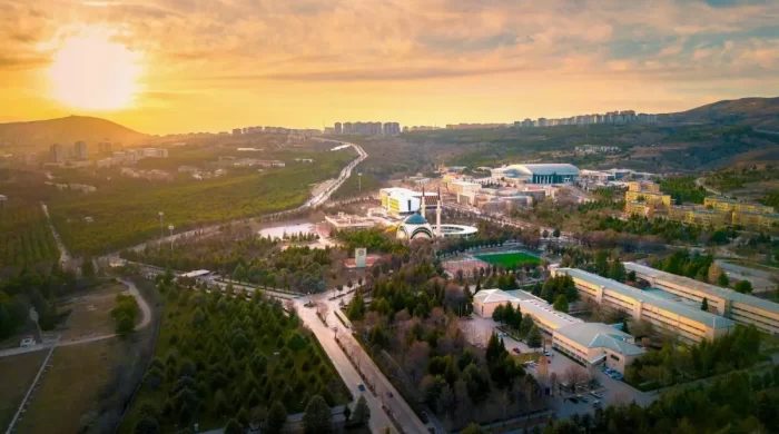 Fırat Üniversitesi 51 yaşında