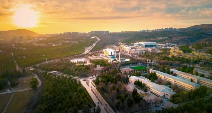 Fırat Üniversitesi 51 yaşında