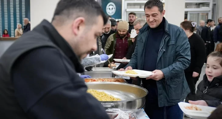 Fuat köse sağlığına kavuştu vatandaşla iftar açtı