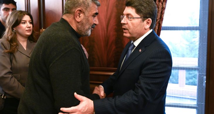 Adalet Bakanı Yılmaz Tunç, Rojin Kabaiş’in ailesiyle görüştü