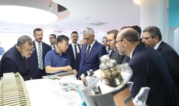 Bakan Memişoğlu Çin’de; “Sağlık teknolojileri üretiminde uluslararası iş birliklerimizi güçlendirmede kararlıyız”