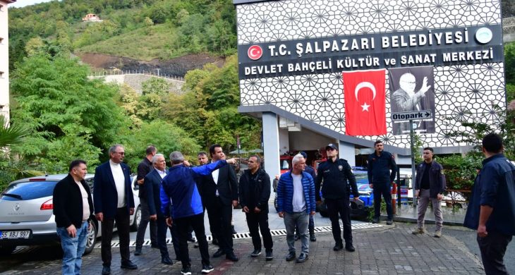 Trabzon Valisi Yıldırım Şalpazarı Sel Bölgesinde
