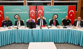 Antalya’da kış mevsimi trafik tedbirleri toplantısı gerçekleştirildi