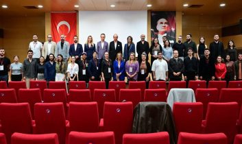 Başkan Kocagöz’den Kepez’in sanat emekçilerine müjde!