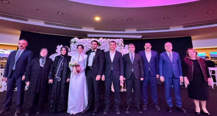 AK Parti Antalya kadroları Manavgat’ta düğünde buluştu