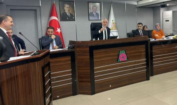 Başdeğirmen’den CHP’ye sert sözler: “Bu projelere ufkunuz yetmez”