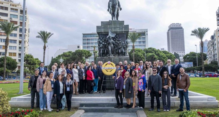 Egeli Diş Hekimleri Atatürk Anıtı’nda buluştu