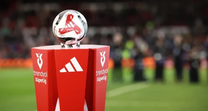 Galatasaray zirve yarışında avantajı kaptı