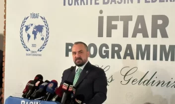 Gazetecilere yeşil pasaport açıklaması: Önemli aşama kaydettik, bir kaç aya…